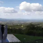 I Quercioli, Siena Chianti Estate, Private Heated Pool, Breathtaking View *