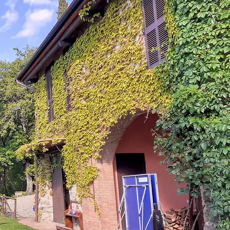 Villa I Quercioli, Siena Chianti Estate, Private Heated Pool, Breathtaking View *