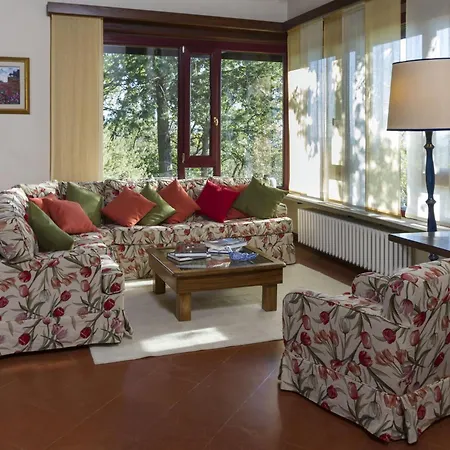 Villa I Quercioli, Siena Chianti Estate, Private Heated Pool, Breathtaking View