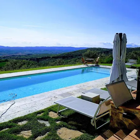 I Quercioli, Siena Chianti Estate, Private Heated Pool, Breathtaking View Villa *